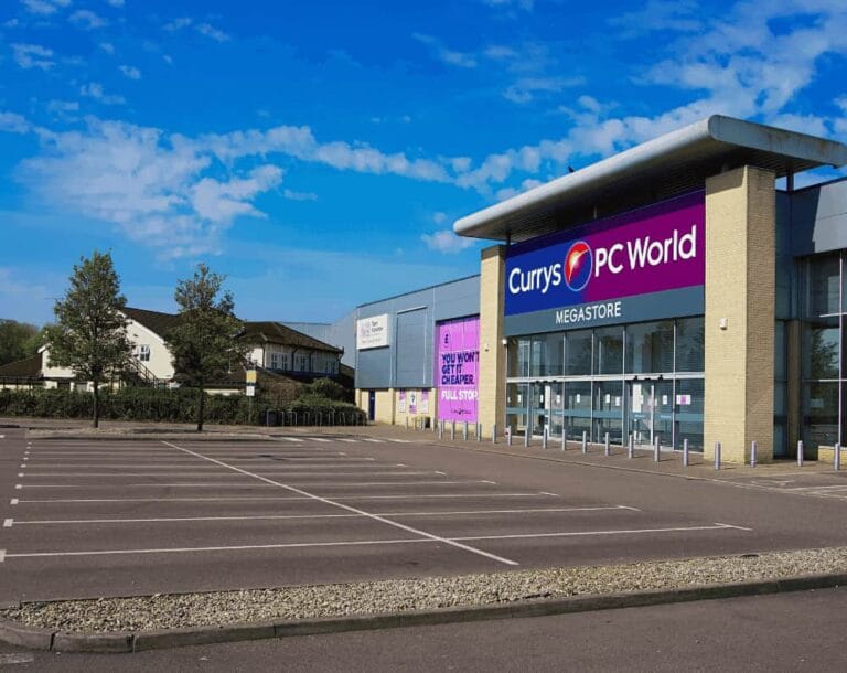 parking lot striping Florida retail plaza
